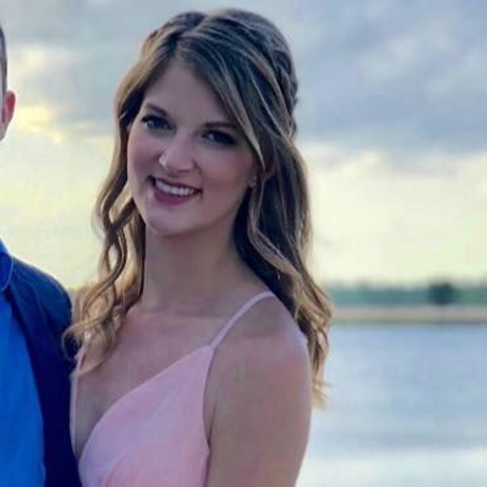 Meet your Posher, Candace